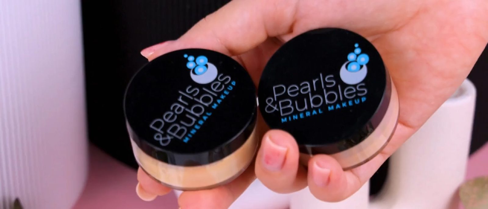 Минерален грим Pearls&Bubbles — фон дьо тен, сенки и руж